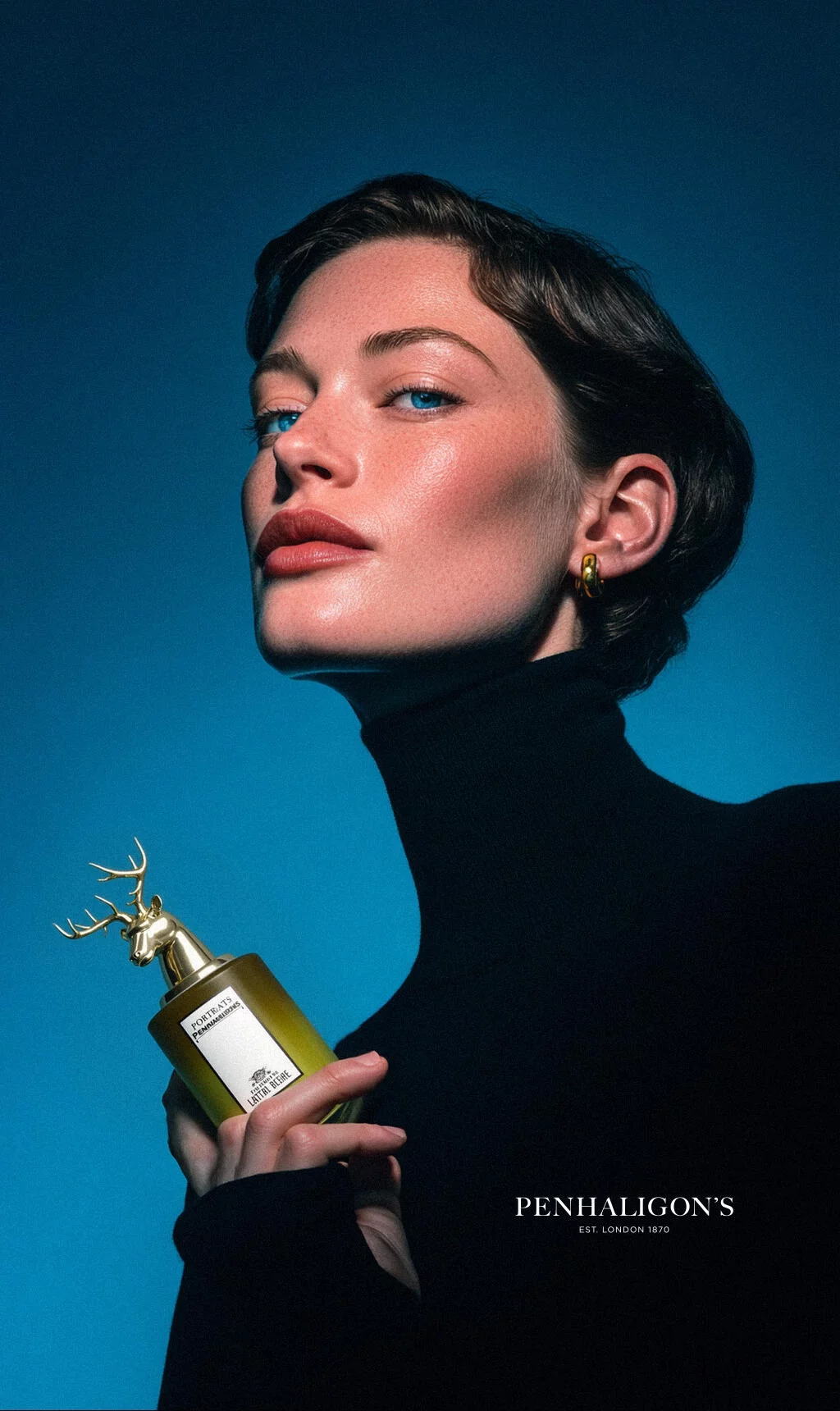 AI摄影赋能电商视觉！3组霓虹大片附完整提示词