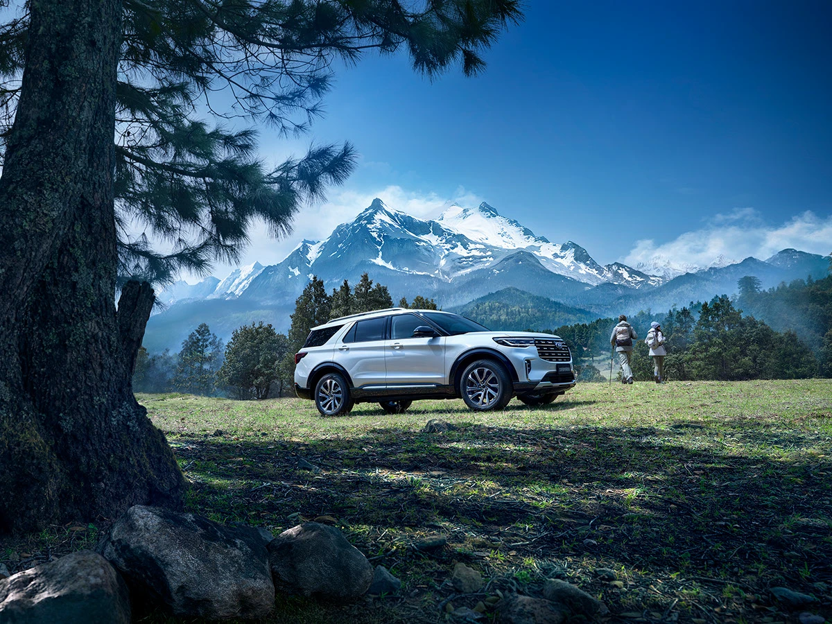 Ford FORD EXPLORER car photography Car Photographer car photographer china Automotive Photography car forest